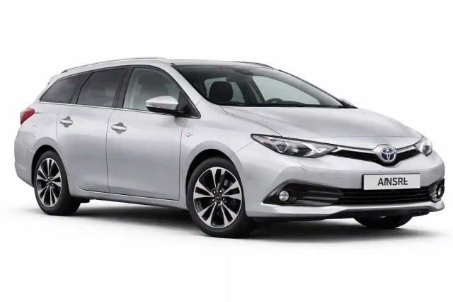Noleggio auto Toyota Auris all’aeroporto di Venezia